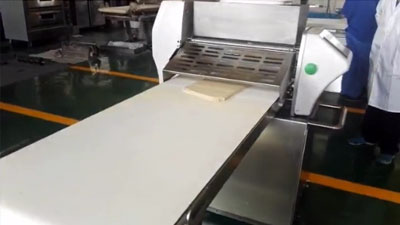 Laminadora de massa semi automática